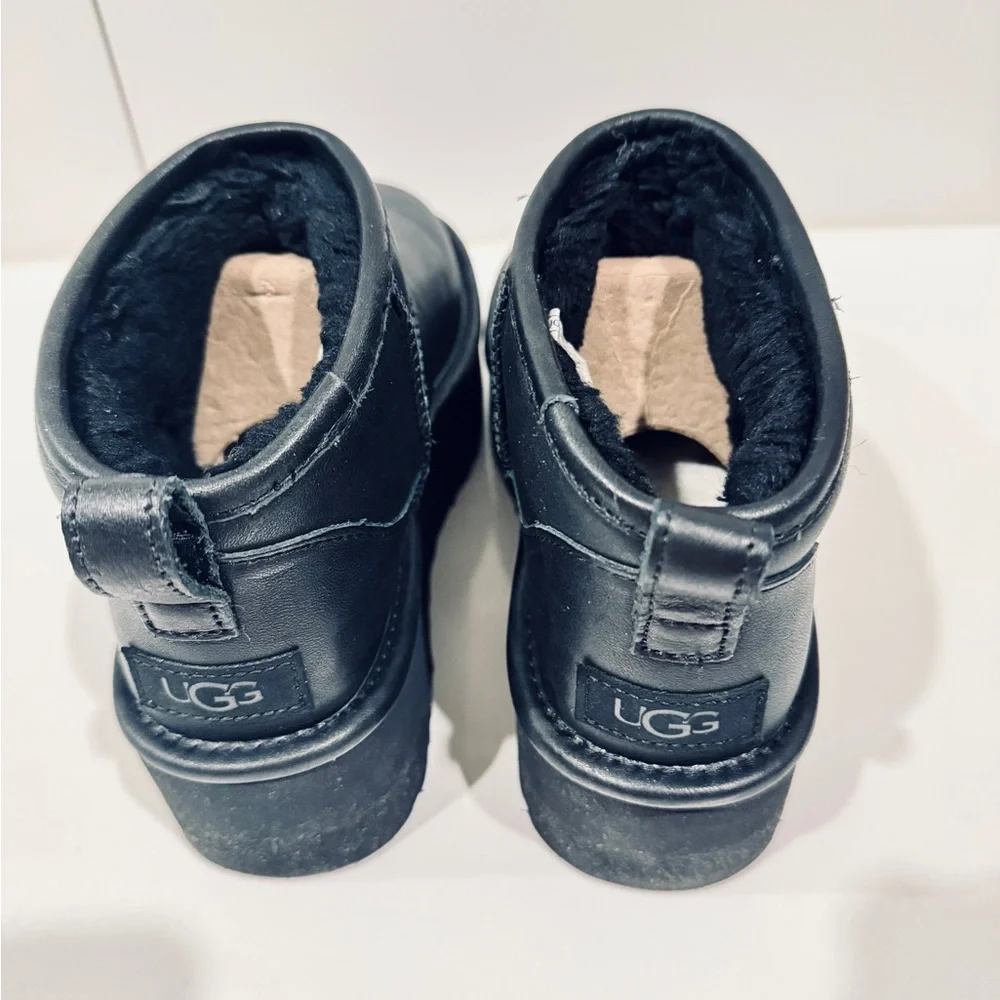 UGG WOMEN'S ULTRA MINI PLATFORM LEATHER SHEARLING LINED ANKLE BOOTS BLACK size 6 - Picture 8 of 14